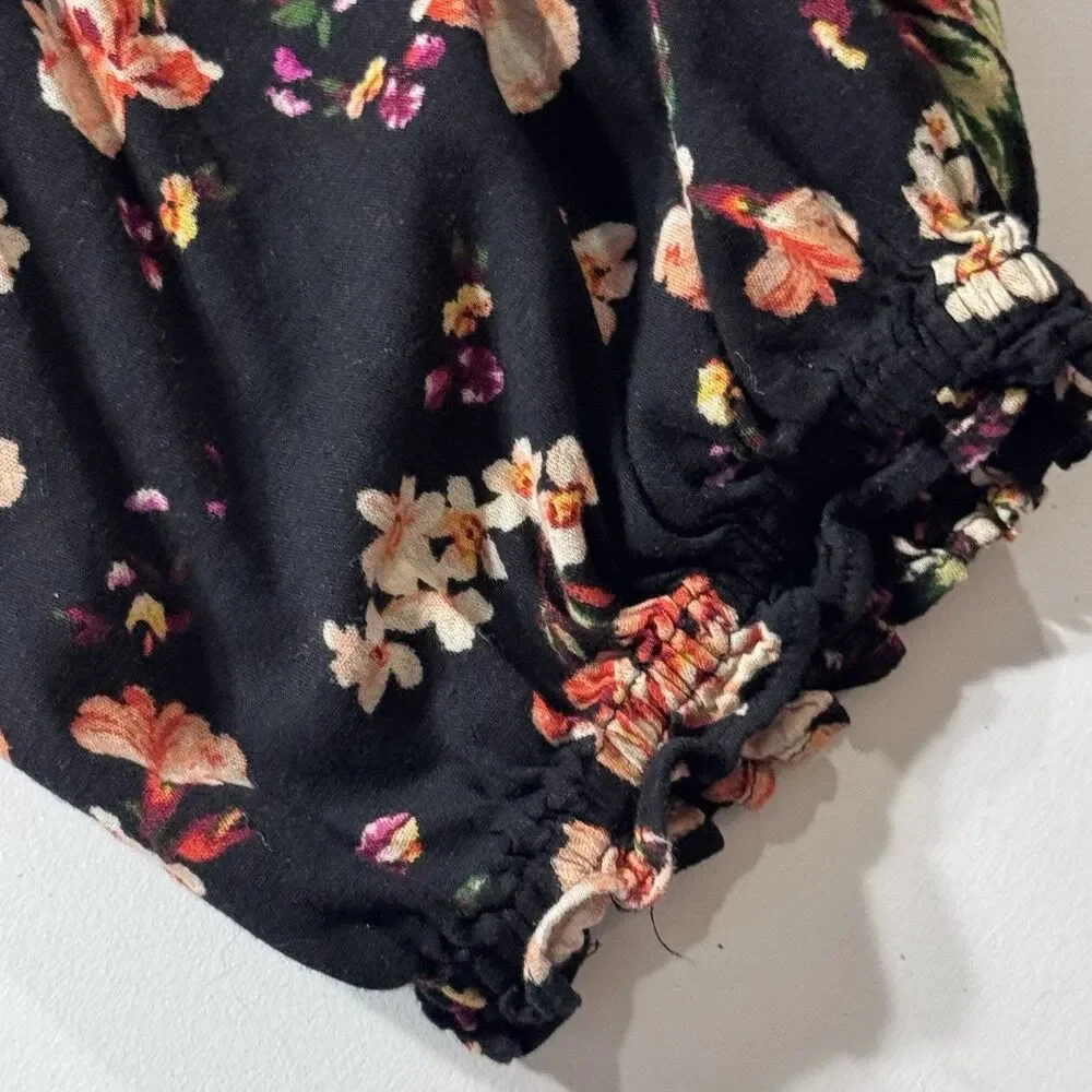Old Navy Smocked Peplum Hem Top Womens Size 4X Black Floral V-Neck‎ Long Sleeve